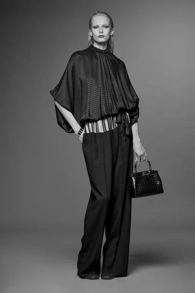 Look 11